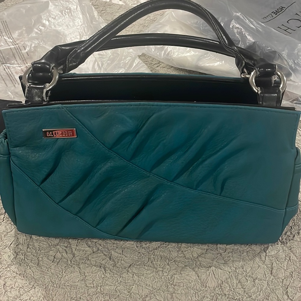 Soft leather like Miche bag shell